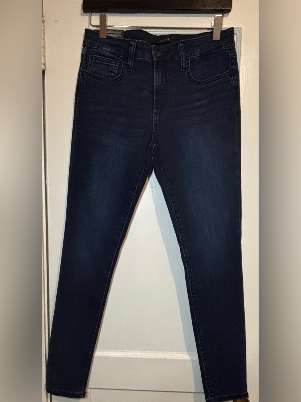 Joe’s Jeans - Curvy Skinny Ankle - NWT. Size 28.